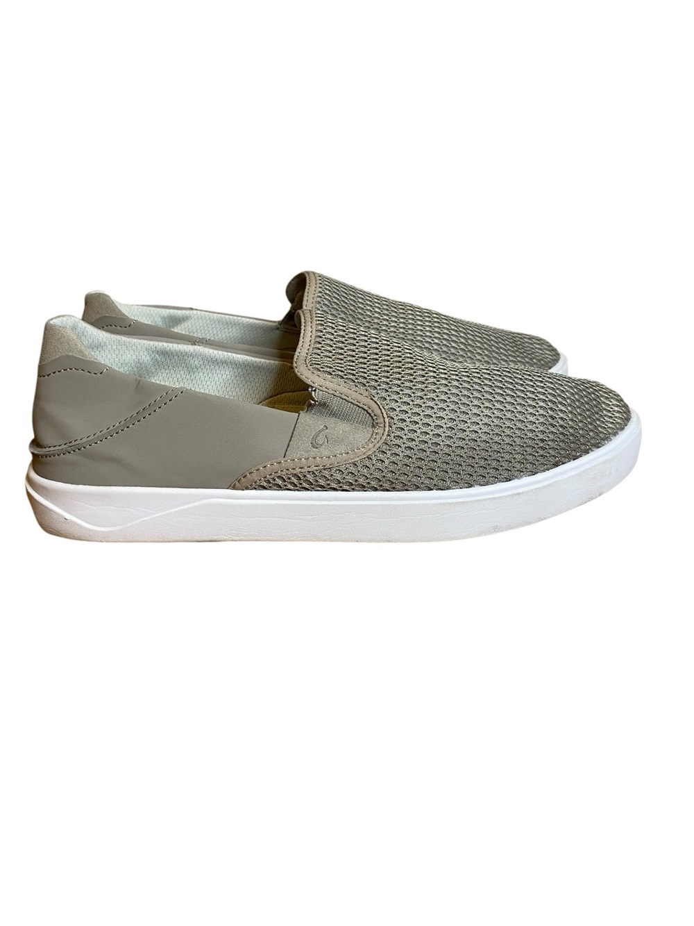 OluKai Lae'ahi Slip-On Sneaker Loafers Boat Shoes men’s size 9.5